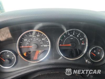 Zdjęcie 9 z 13 samochodu: 2015 JEEP WRANGLER UNLIMITED SAHARA VIN:1C4BJWEG9FL693818 - miniatura