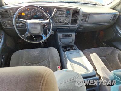 Zdjęcie 8 z 12 samochodu: 2001 GMC NEW SIERRA K3500 VIN:1GTJK33G61F151089 - miniatura