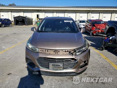 Piąte zdjęcie samochodu w środku: 2018 CHEVROLET TRAX LS VIN:3GNCJKSB8JL376722 - miniatura
