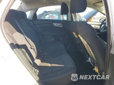 Zdjęcie 10 z 13 samochodu: 2023 KIA FORTE LXS VIN:3KPF24AD2PE630293 - miniatura