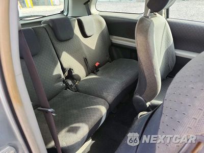 Zdjęcie 10 z 12 samochodu: 2011 TOYOTA YARIS BASE VIN:JTDJT4K33B5341179 - miniatura