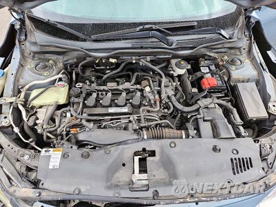 Zdjęcie 11 z 12 samochodu: 2017 HONDA CIVIC LX VIN:SHHFK7H20HU428861 - miniatura