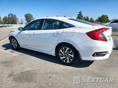 Drugie zdjęcie samochodu z przodu: 2018 HONDA CIVIC EX VIN:19XFC2F75JE205002 - miniatura