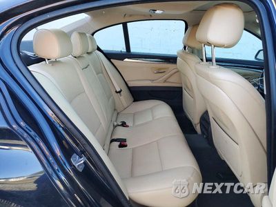Zdjęcie 10 z 12 samochodu: 2016 BMW 528 XI VIN:WBA5A7C5XGG643215 - miniatura