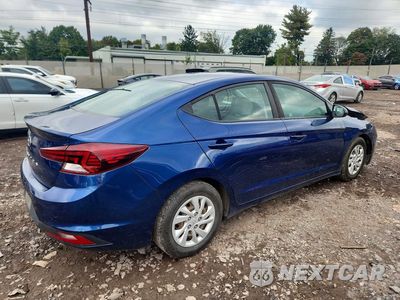 Trzecie zdjęcie samochodu z tyłu: 2019 HYUNDAI ELANTRA SE VIN:5NPD74LF1KH463565 - miniatura