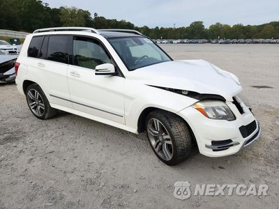 Czwarte zdjęcie samochodu z boku: 2015 MERCEDES-BENZ GLK 350 VIN:WDCGG5HB2FG392874 - miniatura