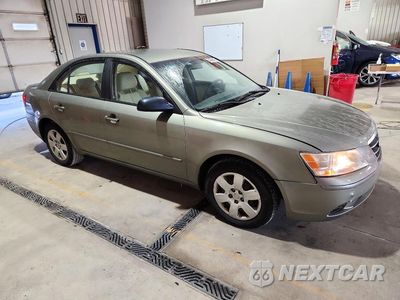 Czwarte zdjęcie samochodu z boku: 2010 HYUNDAI SONATA GLS VIN:5NPET4AC5AH653487 - miniatura
