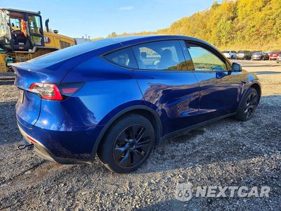 Trzecie zdjęcie samochodu z tyłu: 2025 TESLA MODEL Y VIN:7SAYGDED0SF232882 - miniatura