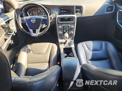 Zdjęcie 8 z 12 samochodu: 2015 VOLVO V60 PREMIER VIN:YV140MEB2F1200474 - miniatura