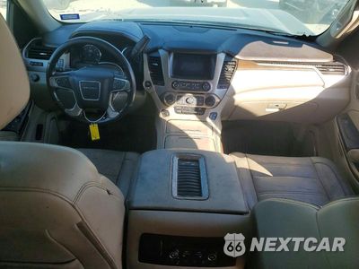 Zdjęcie 8 z 13 samochodu: 2019 GMC YUKON XL DENALI VIN:1GKS1HKJ3KR177140 - miniatura