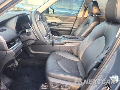 Zdjęcie 7 z 13 samochodu: 2024 TOYOTA GRAND HIGHLANDER XLE VIN:5TDAAAA59RS015155 - miniatura
