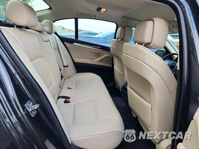 Zdjęcie 10 z 12 samochodu: 2012 BMW 535 XI VIN:WBAFU7C51CDU65007 - miniatura