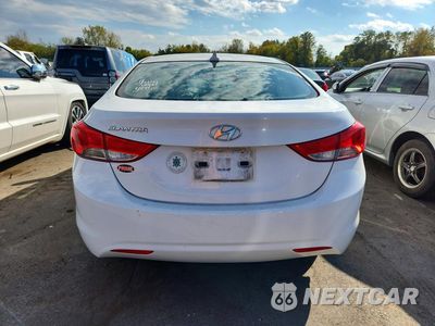 Zdjęcie 6 z 12 samochodu: 2013 HYUNDAI ELANTRA GLS VIN:5NPDH4AE0DH234370 - miniatura
