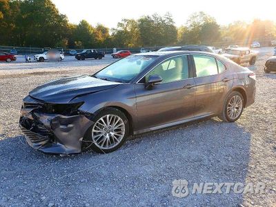 2018 TOYOTA CAMRY XLE V6 4T1BZ1HK1JU500796 - główne zdjęcie licytacji z USA - miniatura