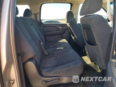 Zdjęcie 11 z 13 samochodu: 2007 CHEVROLET SUBURBAN K1500 VIN:3GNFK16347G217222 - miniatura