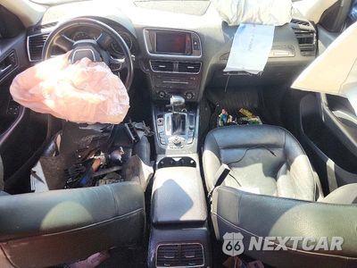 Zdjęcie 8 z 14 samochodu: 2010 AUDI Q5 PREMIUM PLUS VIN:WA1LKAFP7AA043841 - miniatura