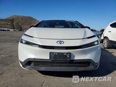 Piąte zdjęcie samochodu w środku: 2025 TOYOTA PRIUS LE VIN:JTDACAAU3S3060259 - miniatura
