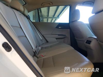 Zdjęcie 10 z 12 samochodu: 2017 HONDA ACCORD TOURING VIN:1HGCR3F99HA018000 - miniatura