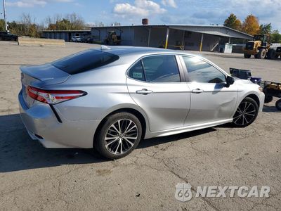 Trzecie zdjęcie samochodu z tyłu: 2020 TOYOTA CAMRY SE VIN:4T1G11AK5LU935721 - miniatura