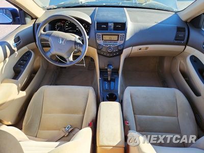 Zdjęcie 8 z 12 samochodu: 2006 HONDA ACCORD LX VIN:1HGCM56426A065350 - miniatura