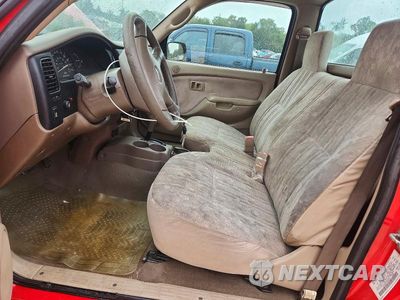 Zdjęcie 7 z 12 samochodu: 2004 TOYOTA TACOMA PRERUNNER VIN:5TENM92N74Z392116 - miniatura