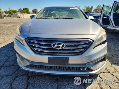 Piąte zdjęcie samochodu w środku: 2017 HYUNDAI SONATA SPORT 2.0T VIN:5NPE34AB6HH543775 - miniatura