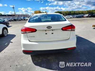 Zdjęcie 6 z 12 samochodu: 2018 KIA FORTE LX VIN:3KPFK4A72JE205626 - miniatura