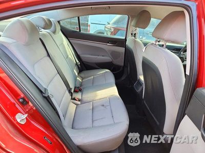 Zdjęcie 10 z 12 samochodu: 2017 HYUNDAI ELANTRA SE VIN:5NPD74LF7HH154241 - miniatura