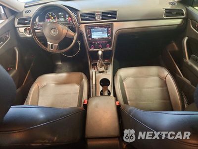 Zdjęcie 8 z 12 samochodu: 2015 VOLKSWAGEN PASSAT S VIN:1VWAT7A30FC028883 - miniatura
