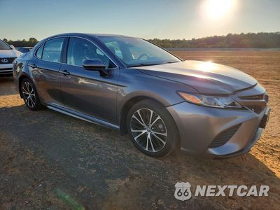 Czwarte zdjęcie samochodu z boku: 2019 TOYOTA CAMRY SE VIN:4T1B11HK8KU768902 - miniatura