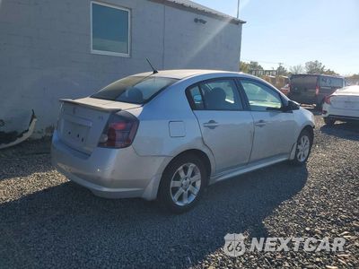 Trzecie zdjęcie samochodu z tyłu: 2010 NISSAN SENTRA 2.0 VIN:3N1AB6APXAL689047 - miniatura