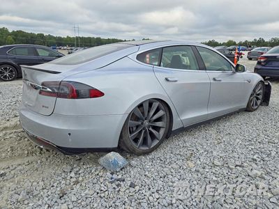 Trzecie zdjęcie samochodu z tyłu: 2013 TESLA MODEL S P85 VIN:5YJSA1DP7DFP16565 - miniatura