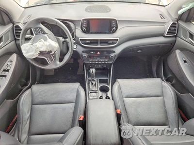 Zdjęcie 8 z 12 samochodu: 2019 HYUNDAI TUCSON VIN:KM8J33AL1KU032548 - miniatura