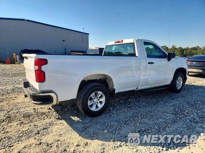 Trzecie zdjęcie samochodu z tyłu: 2021 CHEVROLET SILVERADO C1500 VIN:3GCNWAEF5MG275811 - miniatura