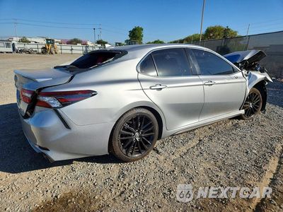 Trzecie zdjęcie samochodu z tyłu: 2022 TOYOTA CAMRY XSE VIN:4T1K61AK8NU025589 - miniatura