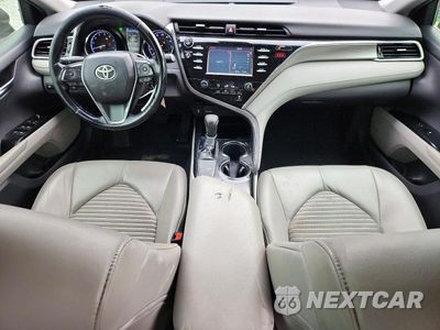 Zdjęcie 8 z 12 samochodu: 2018 TOYOTA CAMRY SE VIN:4T1B11HK0JU628339 - miniatura
