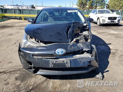Piąte zdjęcie samochodu w środku: 2016 TOYOTA PRIUS THREE VIN:JTDKARFU6G3005510 - miniatura