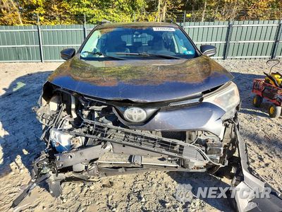 Piąte zdjęcie samochodu w środku: 2017 TOYOTA RAV4 LE VIN:JTMBFREV2HJ114751 - miniatura