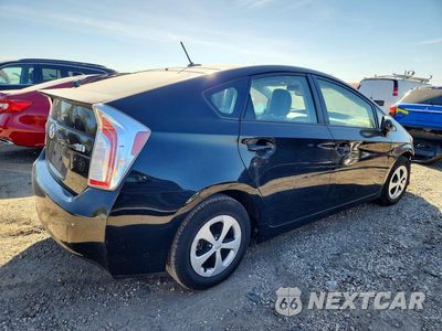 Trzecie zdjęcie samochodu z tyłu: 2013 TOYOTA PRIUS ONE VIN:JTDKN3DU3D5584833 - miniatura