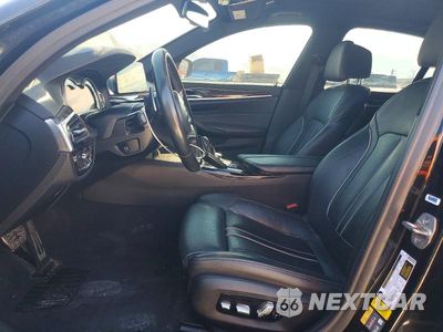Zdjęcie 7 z 13 samochodu: 2018 BMW 530E VIN:WBAJA9C56JB253582 - miniatura