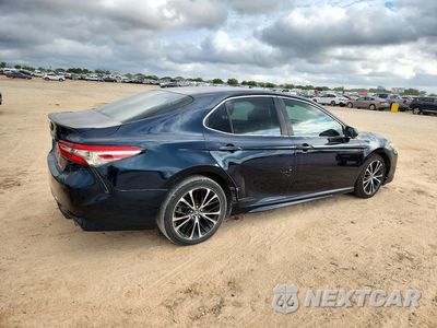 Trzecie zdjęcie samochodu z tyłu: 2018 TOYOTA CAMRY SE VIN:4T1B11HKXJU650350 - miniatura