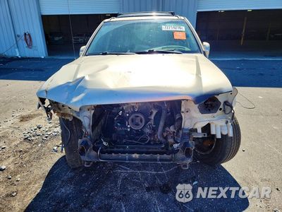 Piąte zdjęcie samochodu w środku: 2003 NISSAN PATHFINDER LE VIN:JN8DR09X93W710110 - miniatura