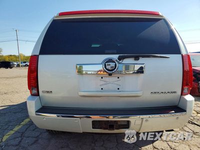 Zdjęcie 6 z 13 samochodu: 2009 CADILLAC ESCALADE VIN:1GYFK13209R250820 - miniatura