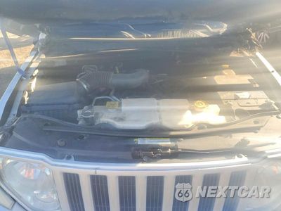 Zdjęcie 12 z 13 samochodu: 2008 JEEP LIBERTY SPORT VIN:1J8GN28KX8W270470 - miniatura