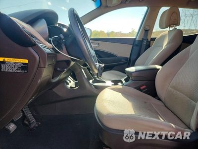 Zdjęcie 7 z 13 samochodu: 2018 HYUNDAI SANTA FE VIN:5XYZUDLBXJG515339 - miniatura