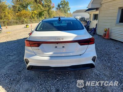 Zdjęcie 6 z 12 samochodu: 2024 KIA FORTE LXS VIN:3KPF24AD0RE835937 - miniatura