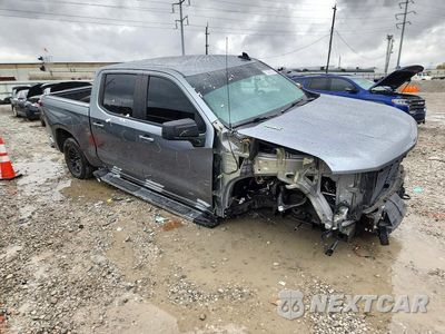 Czwarte zdjęcie samochodu z boku: 2020 CHEVROLET SILVERADO K1500 LT VIN:3GCUYDET3LG323625 - miniatura