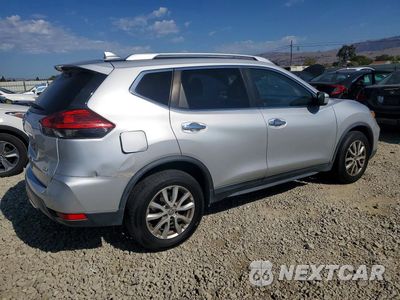 Trzecie zdjęcie samochodu z tyłu: 2017 NISSAN ROGUE SV VIN:KNMAT2MT6HP550950 - miniatura