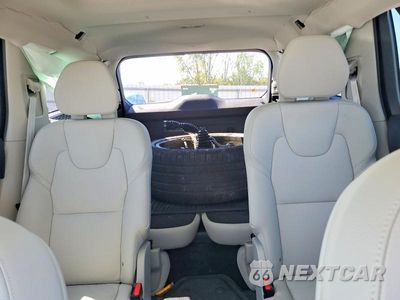Zdjęcie 10 z 14 samochodu: 2025 VOLVO XC90 PLUS VIN:YV4062JE2S1332651 - miniatura
