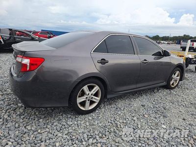 Trzecie zdjęcie samochodu z tyłu: 2014 TOYOTA CAMRY SE VIN:4T1BF1FK0EU826882 - miniatura